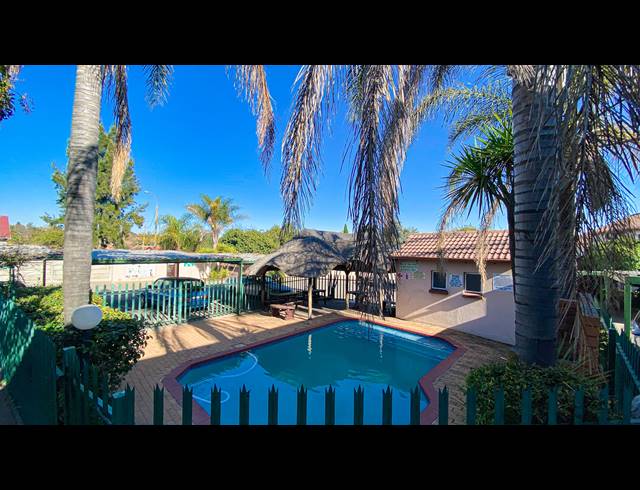 2 bed property for sale in NORKEM PARK